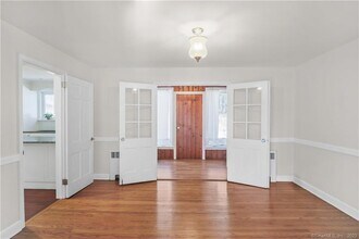 81 Opper Rd in Stamford, CT - Building Photo - Building Photo