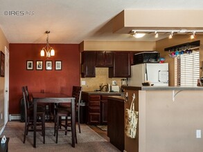 695 Manhattan Dr, Unit 217 in Boulder, CO - Building Photo - Building Photo