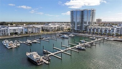 5120 Marina Wy in Tampa, FL - Building Photo - Building Photo