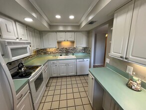 995 La Guna Dr in Venice, FL - Building Photo - Building Photo