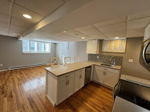 185 Holworthy St, Unit 1 in Cambridge, MA - Building Photo - Building Photo
