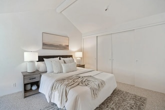 565 English Ave in Monterey, CA - Building Photo - Building Photo