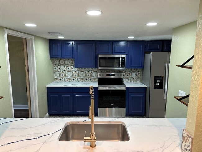 property at 14663 Perthshire Rd