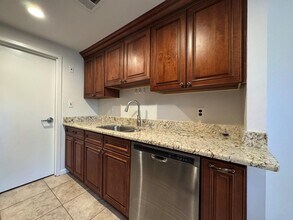 233 Sagamore Hills Dr in Port Jefferson Station, NY - Building Photo - Building Photo