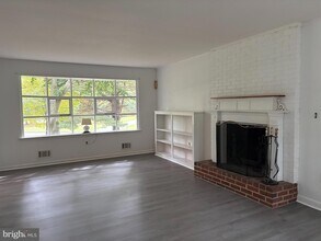 3306 Whitesworth Rd, Unit 1306 in Phoenix, MD - Building Photo - Building Photo