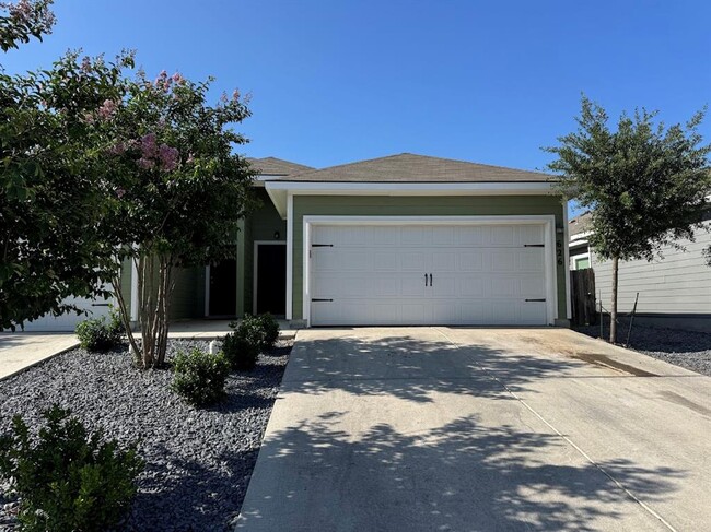 property at 1410 E Walnut St