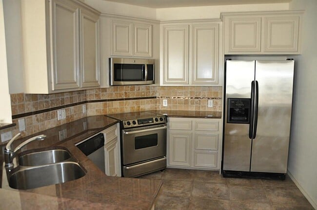 property at 2020 Mason St