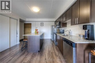 25 Kay Cres in Guelph, ON - Building Photo - Building Photo