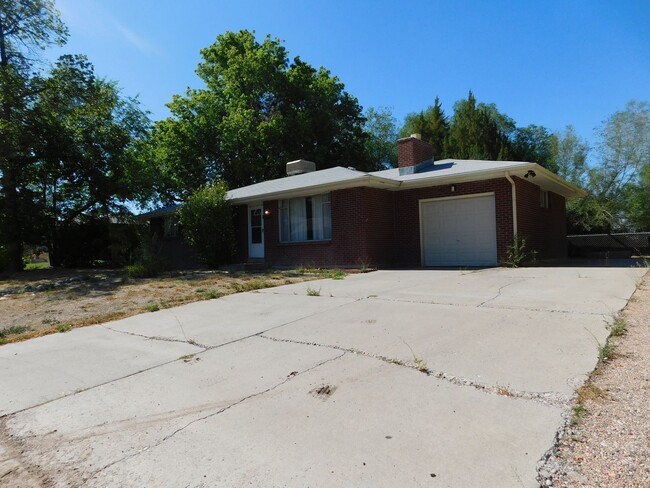property at 2112 Yellowstone Rd