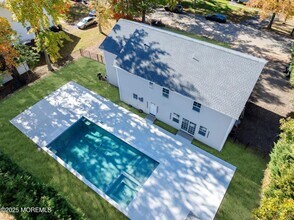243 Woodcrest Rd in Ocean Township, NJ - Building Photo - Building Photo