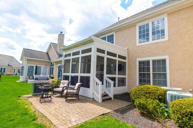 4706 St Andrews Dr in Grove City, OH - Building Photo - Building Photo