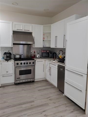 215 Mallory Ave in Jersey City, NJ - Building Photo - Building Photo