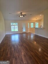 516 Hide-A-Way Lk Lp in Kingsland, GA - Building Photo - Building Photo