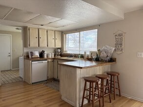78 S 300 E in Kanab, UT - Building Photo - Building Photo