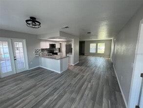 6498 Amory St in Englewood, FL - Building Photo - Building Photo