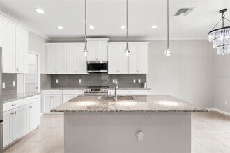7537 Pool Compass Loop in Wesley Chapel, FL - Building Photo - Building Photo