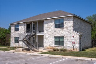 304 Stubblefield Ln in Liberty Hill, TX - Building Photo