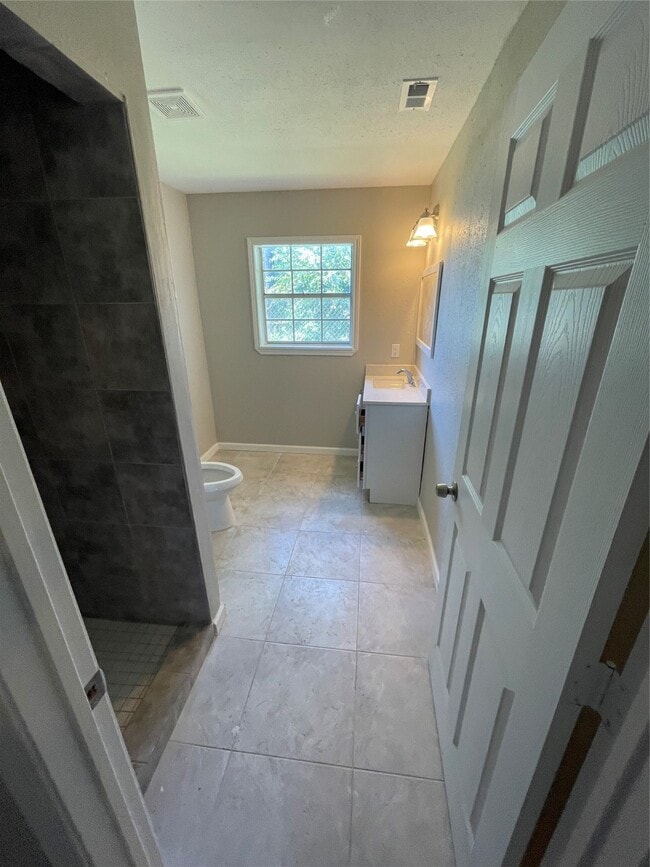 property at 5006 Ridgeway Dr