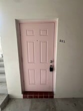 627 SE 4th Ave in Fort Lauderdale, FL - Building Photo - Building Photo