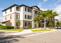 Orchid Estates in Naranja, FL - Foto de edificio - Building Photo