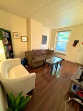 245 Pensdale St in Philadelphia, PA - Building Photo - Building Photo