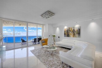 3200 N Ocean Blvd in Fort Lauderdale, FL - Building Photo - Building Photo