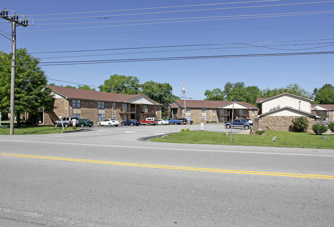 Brownstone in Murfreesboro, TN - Foto de edificio - Building Photo