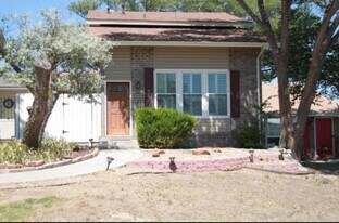 24 Cherrywood Square in Canyon, TX - Building Photo