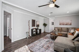 1621 American Dr in Cleburne, TX - Building Photo - Building Photo