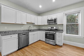 25 Howes St in Boston, MA - Building Photo - Building Photo