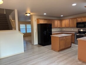 9903 197th Ave E in Bonney Lake, WA - Building Photo - Building Photo