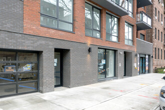 The Luxe in Brooklyn, NY - Building Photo - Building Photo