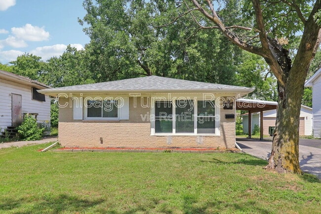 property at 16538 Park Ave