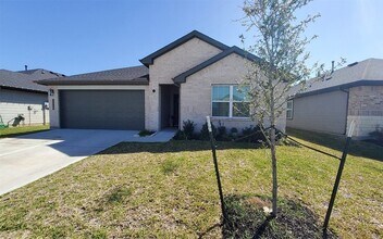 31739 Margaret Woods Ln in Fulshear, TX - Foto de edificio - Building Photo