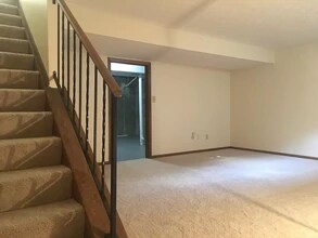 5282 Wood Run Blvd in Columbus, OH - Building Photo - Building Photo