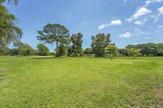 2073 SE Talwood Ln in Port St. Lucie, FL - Building Photo - Building Photo