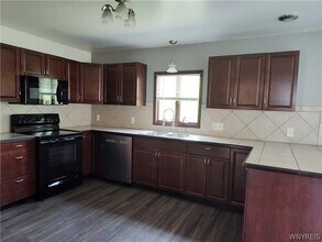 3669 5th St in Buffalo, NY - Building Photo - Building Photo