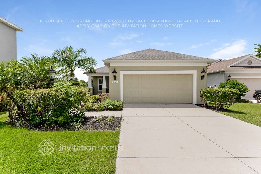 11108 Encanto Terrace in Lakewood Ranch, FL - Building Photo