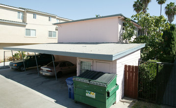 4458-4464 Oregon St in San Diego, CA - Building Photo - Building Photo