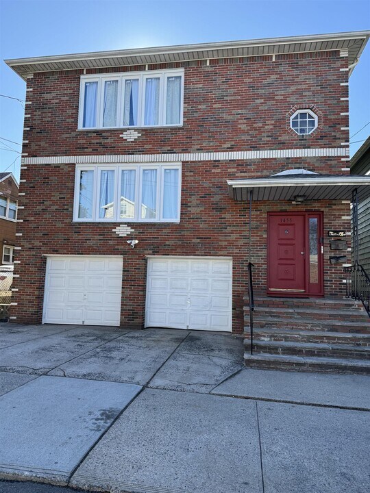 1455 43rd St, Unit 1 in North Bergen, NJ - Building Photo