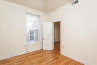 3414 N Halsted St in Chicago, IL - Building Photo - Building Photo