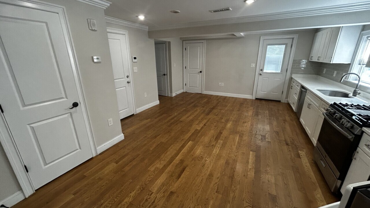 62 Gordon St, Unit 2 in Boston, MA - Building Photo