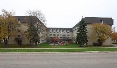 Davison Landings in Davison, MI - Foto de edificio - Building Photo