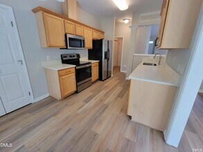 7954 Willowglen Dr in Raleigh, NC - Building Photo - Building Photo