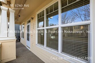 746 NE 62nd Ave in Hillsboro, OR - Building Photo - Building Photo