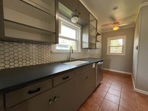 6423 N Yale St in Portland, OR - Building Photo - Building Photo