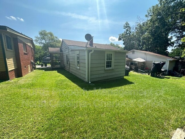 property at 278 Lincoln St SW