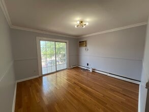 20 Western Ave, Unit 3 in Jersey City, NJ - Building Photo - Building Photo