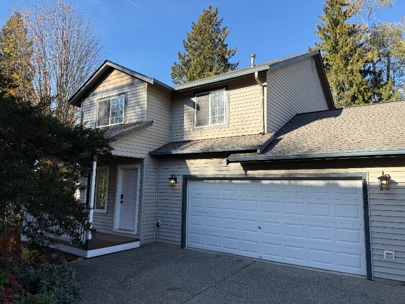 1827 147th Pl SW in Lynnwood, WA - Building Photo