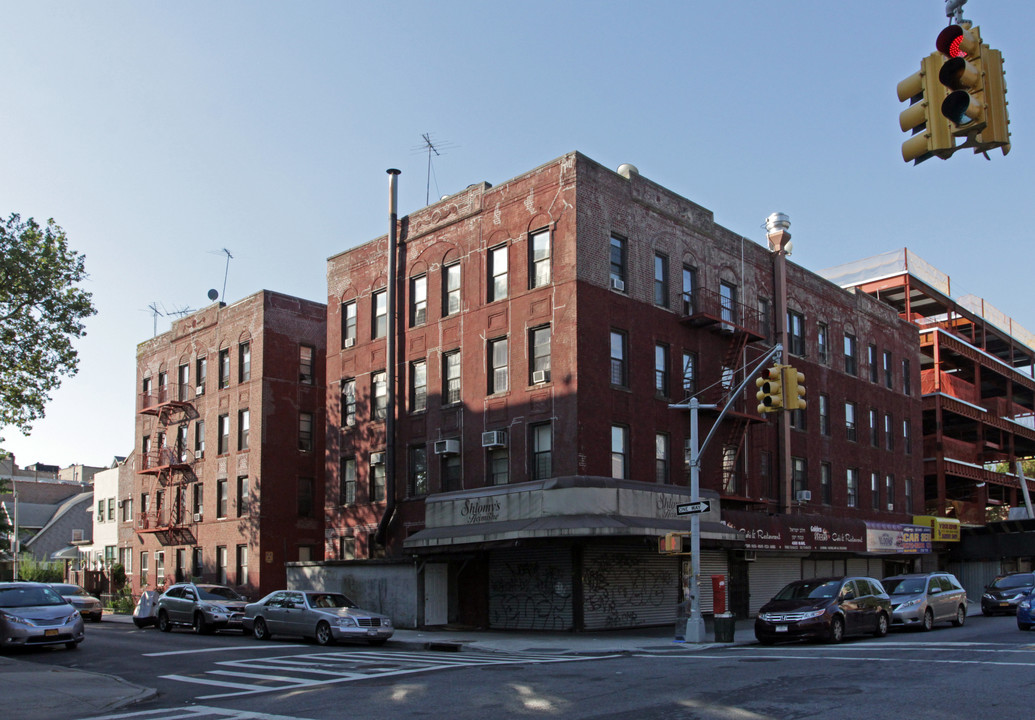 4301-4313 16th Ave in Brooklyn, NY - Building Photo